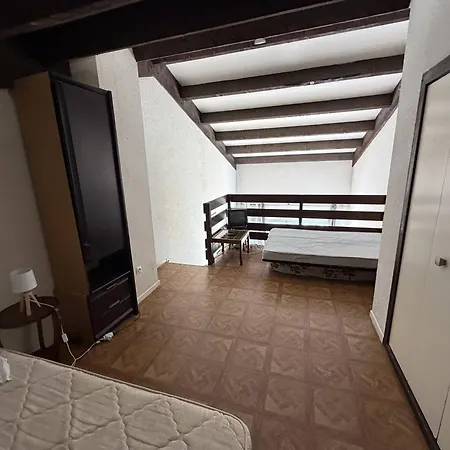 T2 Mezzanine Avec Terrasse, Piscine Et Parking A 300m De La - - Fr-1-388-112 *